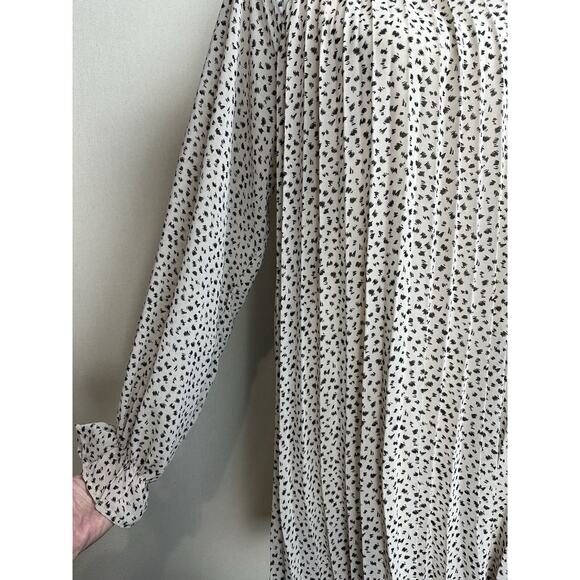 Women’s MIDI Dress Sz M Long Sleeves 100% Polyester Lined Accordion Pleats - Picture 3 of 16